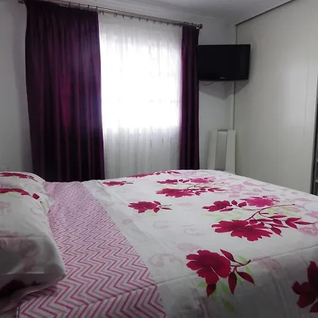 Stunning 2 Bedroom In Cristianos K203 Apartment *