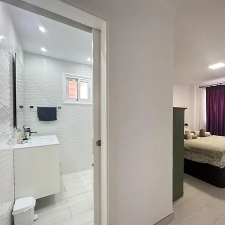 Stunning 2 Bedroom In Cristianos K203 Διαμέρισμα Los Cristianos (Tenerife)