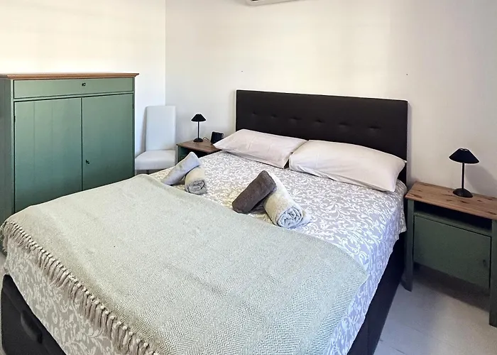 Stunning 2 Bedroom In Cristianos K203 Los Cristianos (Tenerife)