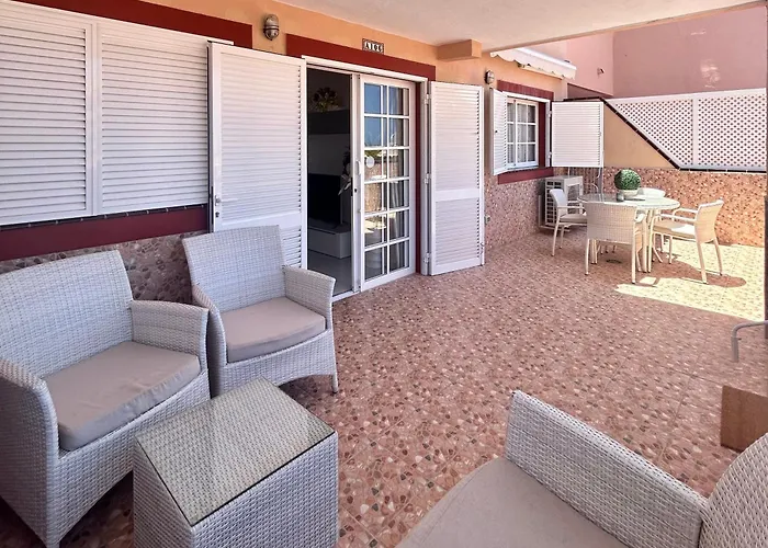 Apartment Stunning 2 Bedroom In Cristianos K203 Los Cristianos (Tenerife)