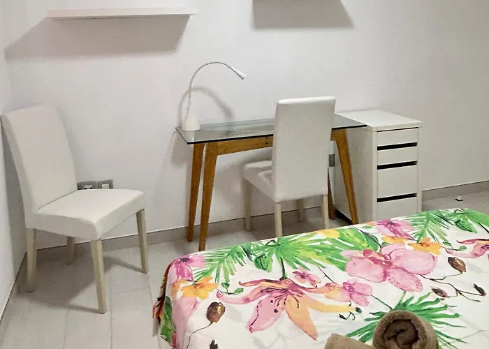 Stunning 2 Bedroom In Cristianos K203 *