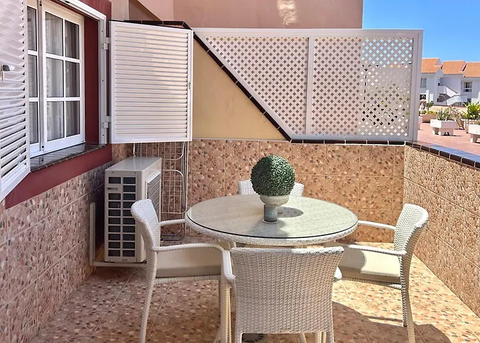 Apartment Stunning 2 Bedroom In Cristianos K203 Los Cristianos (Tenerife)